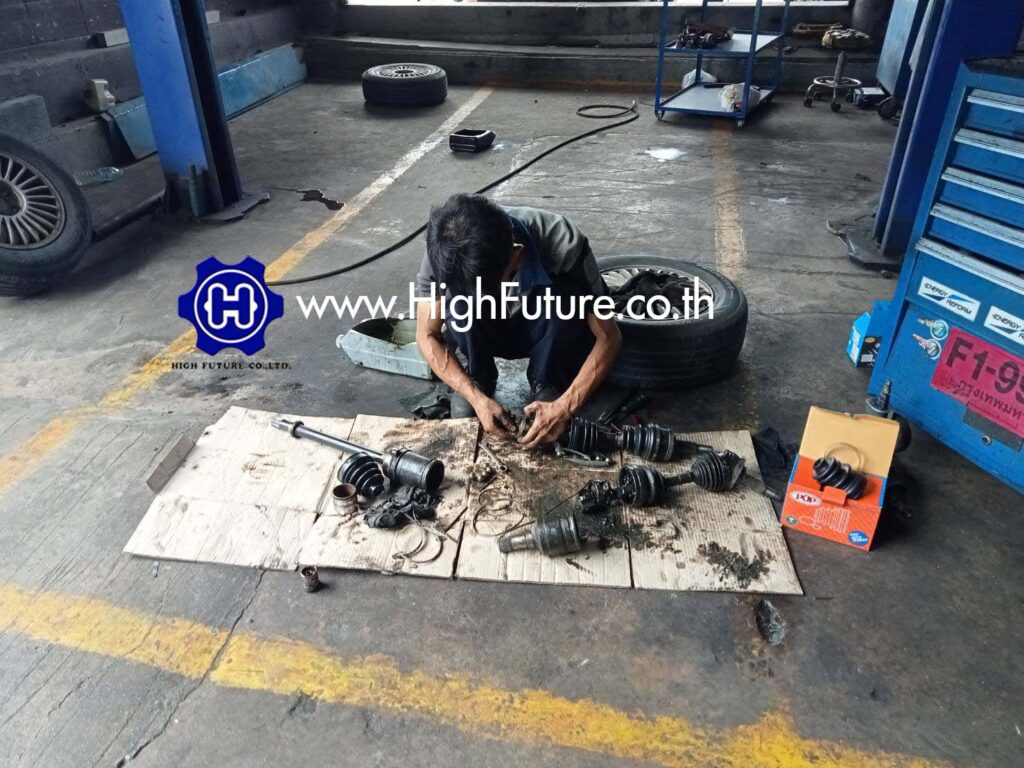 NISSANCEFIRO เปลี่ยนยางหุ้มเพลาขับ 2 - High Future บริษัท ไฮฟิวเจอร์ จำกัด ศูนย์ติดตั้งแก๊สรถยนต์มาตรฐาน ซ่อมรถยนต์ ช่วงล่าง เบรค คลัทช์