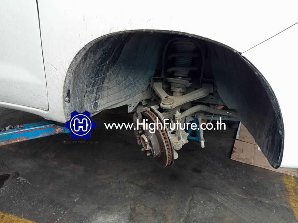 TOYOTA VIGO เปลี่ยน ลูกหมากปีกนกล่าง ซ้าย ขวา 2 - High Future บริษัท ไฮฟิวเจอร์ จำกัด ศูนย์ติดตั้งแก๊สรถยนต์มาตรฐาน ซ่อมรถยนต์ ช่วงล่าง เบรค คลัทช์