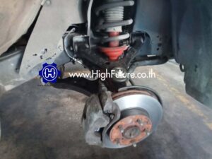 TOYOTA VIGO เปลี่ยนผ้าเบรคหน้า หลัง 2 - High Future บริษัท ไฮฟิวเจอร์ จำกัด ศูนย์ติดตั้งแก๊สรถยนต์มาตรฐาน ซ่อมรถยนต์ ช่วงล่าง เบรค คลัทช์