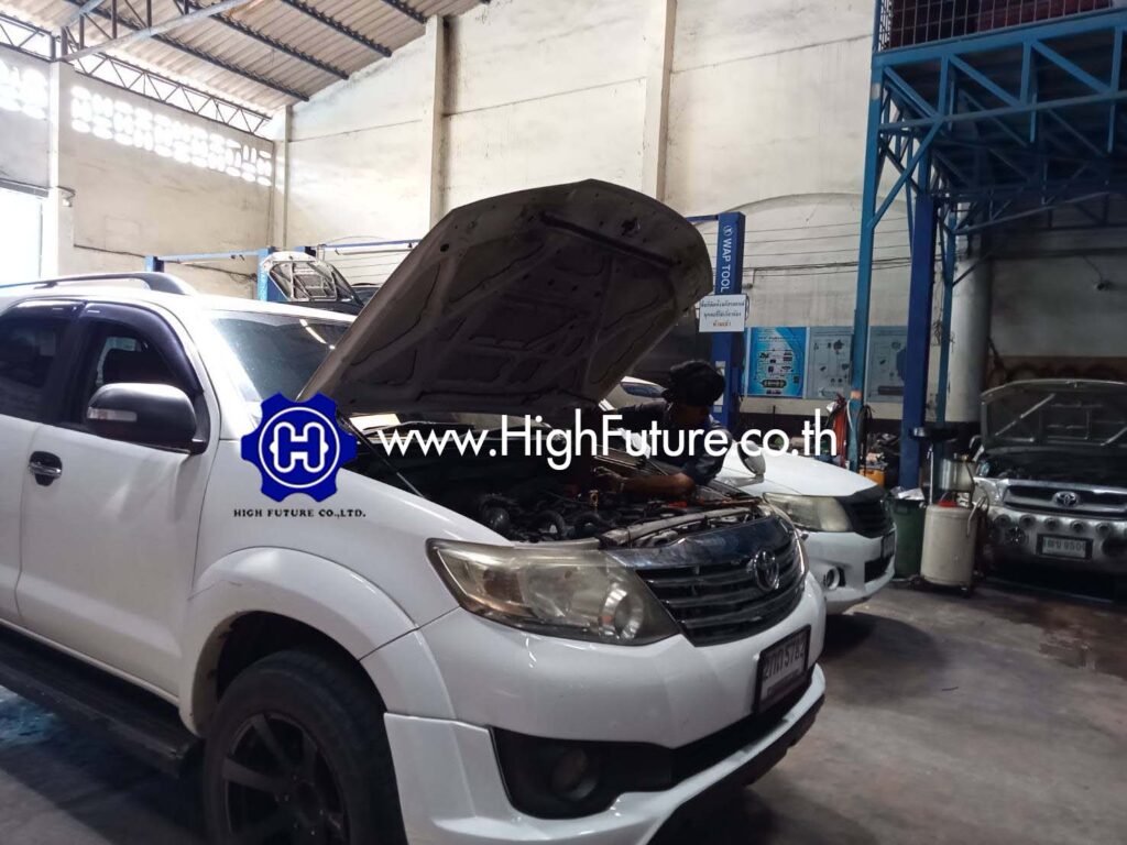 TOYOTAFORTUNERเปลี่ยนกรองแก๊ส 1 - High Future บริษัท ไฮฟิวเจอร์ จำกัด ศูนย์ติดตั้งแก๊สรถยนต์มาตรฐาน ซ่อมรถยนต์ ช่วงล่าง เบรค คลัทช์