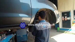 TOYOTA VIGO เปลี่ยนลูกหมากปีกนกบน ซ้าย ขวา 1 - High Future บริษัท ไฮฟิวเจอร์ จำกัด ศูนย์ติดตั้งแก๊สรถยนต์มาตรฐาน ซ่อมรถยนต์ ช่วงล่าง เบรค คลัทช์