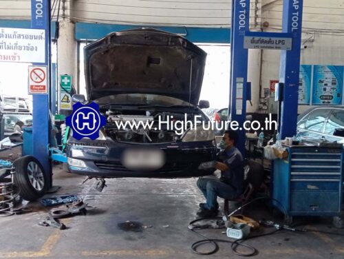 TOYOTA CAMRY เปลี่ยนบู๊ทปีกนกล่าง TOYOTA CAMRY เปลี่ยนบู๊ทปีกนกล่าง 3 - High Future บริษัท ไฮฟิวเจอร์ จำกัด ศูนย์ติดตั้งแก๊สรถยนต์มาตรฐาน ซ่อมรถยนต์ ช่วงล่าง เบรค คลัทช์