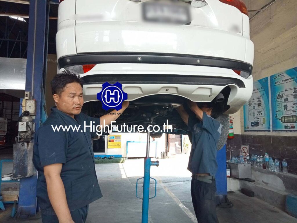 MITSUBISHI PAJERO 6 สูบ 6 - High Future บริษัท ไฮฟิวเจอร์ จำกัด ศูนย์ติดตั้งแก๊สรถยนต์มาตรฐาน ซ่อมรถยนต์ ช่วงล่าง เบรค คลัทช์