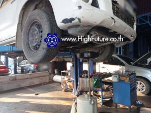 TOYOTA VIGO เปลี่ยนแผ่นครัช 3 - High Future บริษัท ไฮฟิวเจอร์ จำกัด ศูนย์ติดตั้งแก๊สรถยนต์มาตรฐาน ซ่อมรถยนต์ ช่วงล่าง เบรค คลัทช์