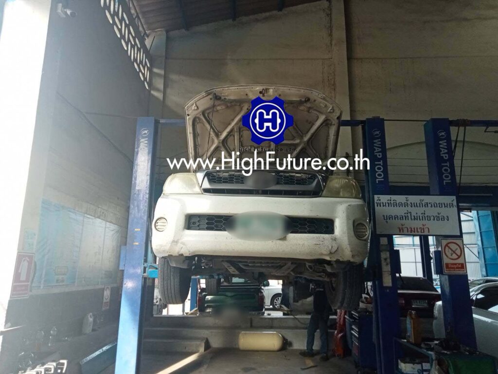 TOYOTA VIGO เพิ่มสวิทแยกถังแก๊ส 4 - High Future บริษัท ไฮฟิวเจอร์ จำกัด ศูนย์ติดตั้งแก๊สรถยนต์มาตรฐาน ซ่อมรถยนต์ ช่วงล่าง เบรค คลัทช์