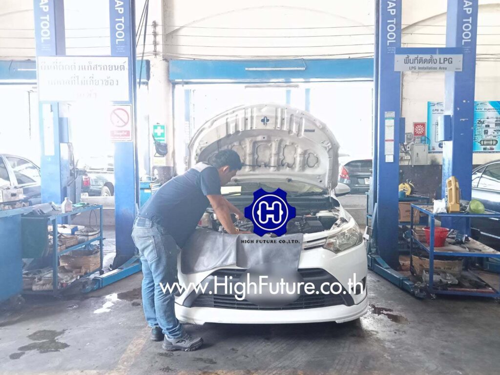 TOYOTA VIOS เปลี่ยนถ่ายน้ำมันเครื่อง 3 - High Future บริษัท ไฮฟิวเจอร์ จำกัด ศูนย์ติดตั้งแก๊สรถยนต์มาตรฐาน ซ่อมรถยนต์ ช่วงล่าง เบรค คลัทช์